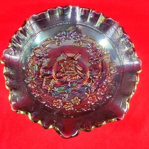 VINTAGE IMPERIAL CARNIVAL GLASS BOWL, WINDMILL